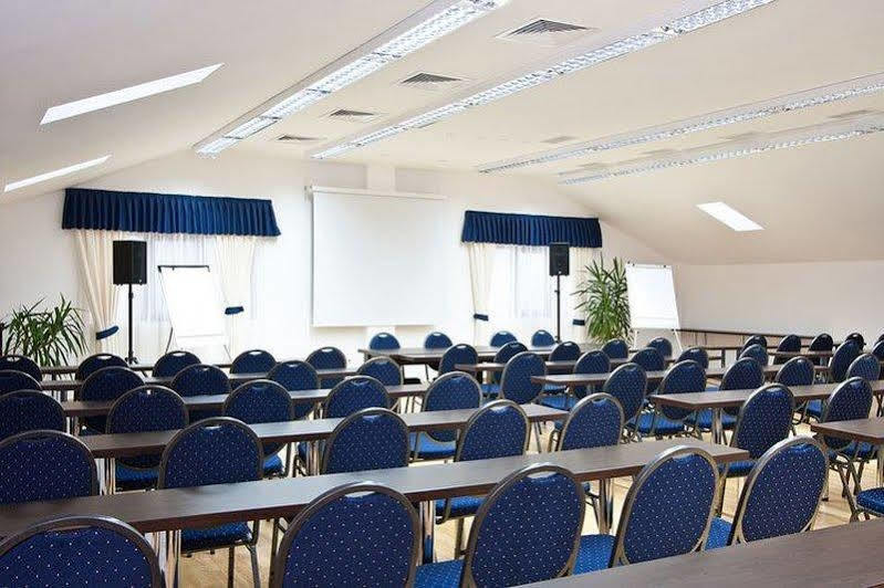 Hotel Orizont 3*